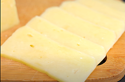 как приготовить домашний твердый сыр