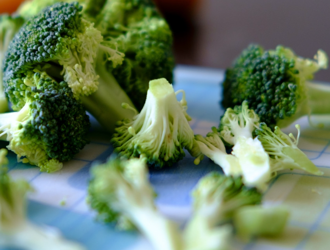 Les avantages et les inconvénients du brocoli pour l'organisme sont considérables